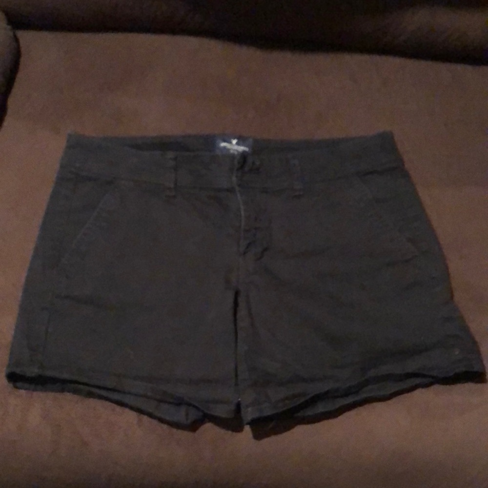 American Eagle black shorts, midi stretch size 6